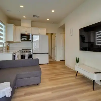 California Midterm Rental with Fenced Yard!