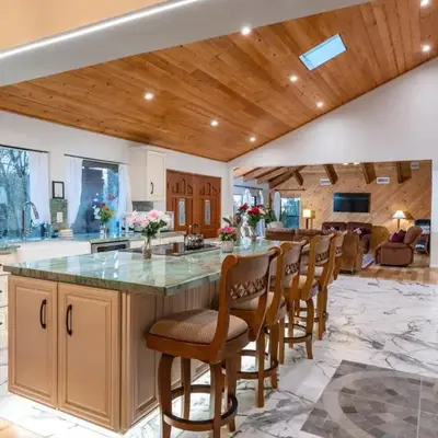 Sunset Retreat- TWO houses with hot tub