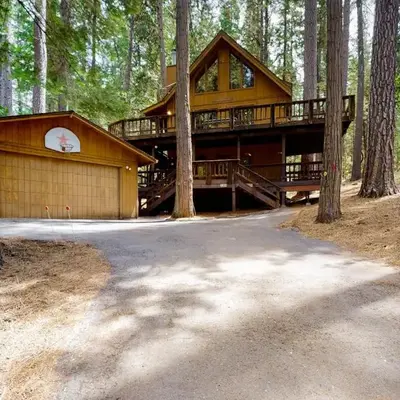 Cresta Cabin