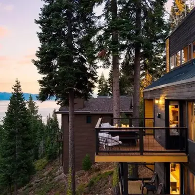 Lake Tahoe Luxury Cabin by AvantStay Lake View