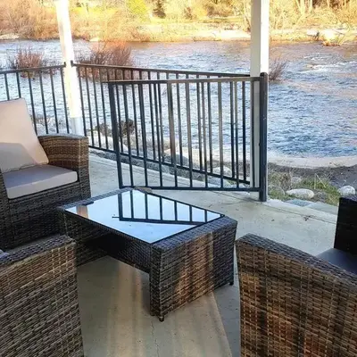 Oasis Riverfront House -10 min to Sequoia