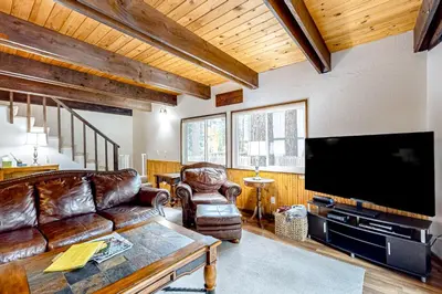 Gallery image of Deer Trail Retreat in South Lake Tahoe
