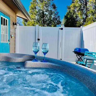 Owl Nest Hot Tub Sleeps 3 Yosemite