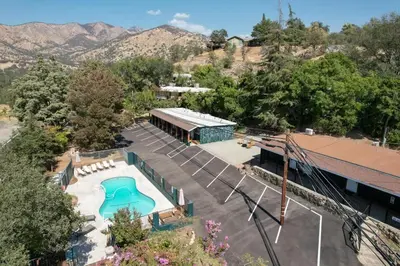 an overhead view of a resort with a swimming pool at The Atwell Sequoia Motel RM 8 in Three Rivers