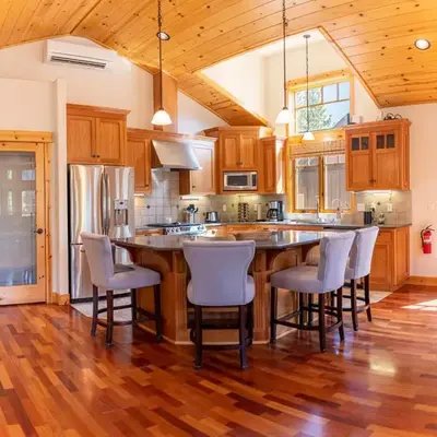 Coyote Run Retreat by Tahoe Getaways - 3BR Pet Friendly with HOA Amenities