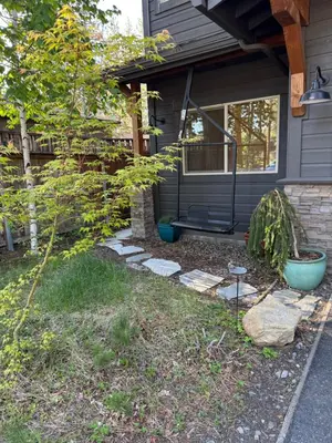 a front yard of a house with a tree at Lake Tahoe Luxury Guest Quarters in South Lake Tahoe