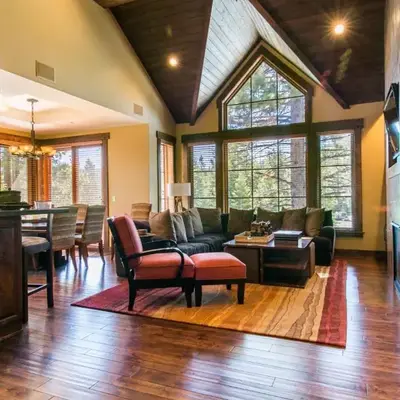 Village Walk - Private Hot Tub