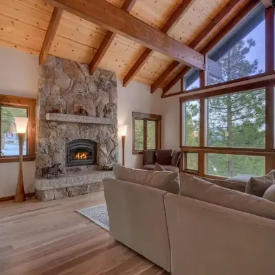 Kings Way Lake View by Tahoe Getaways - Spacious 4 BR w Private Hot Tub