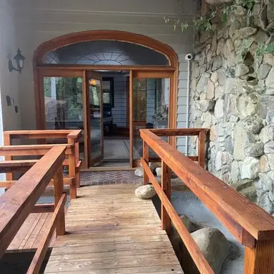 RiverFront Retreat- Spa/Hot tub