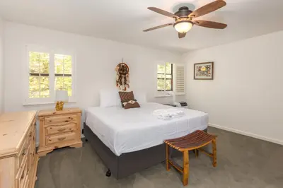 Gallery image of Huckleberry House in Arnold