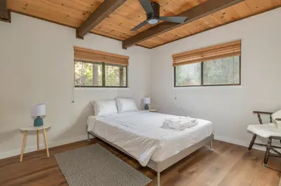 Gallery image of Rivendell Retreat in Arnold