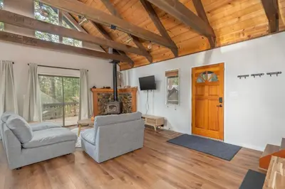 Gallery image of Rivendell Retreat in Arnold