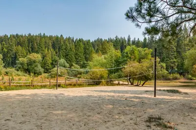 Gallery image of Wawona Lodge in Arnold