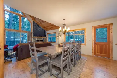 Gallery image of Blissful Pines in Arnold