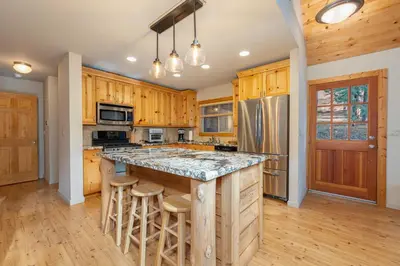 Gallery image of Blissful Pines in Arnold