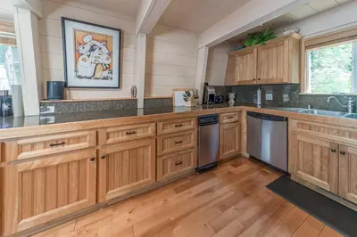 Gallery image of Lazy Bear Lair in Arnold
