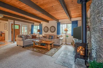 Gallery image of Retreat to Paradise in Arnold