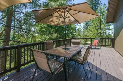 Gallery image of Nine Pines in Arnold