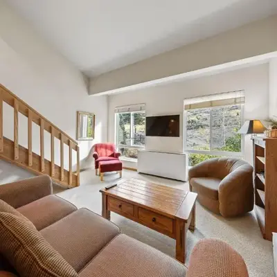 Palisades Tahoe Lodge Rentals Studio Loft #353