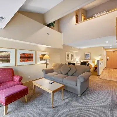 Palisades Tahoe Lodge Rentals Studio Loft #334
