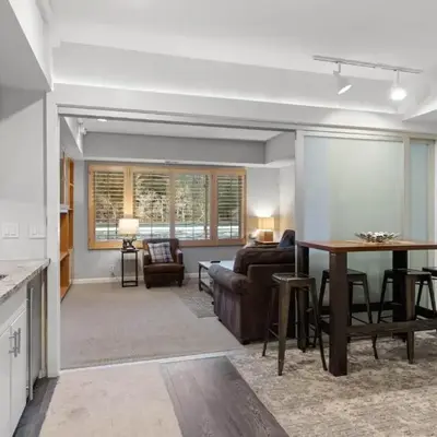 Palisades Tahoe Lodge Rentals Premium Studio #227