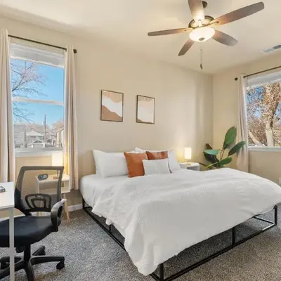 MidTown Hideaway Fire Pit and King Beds