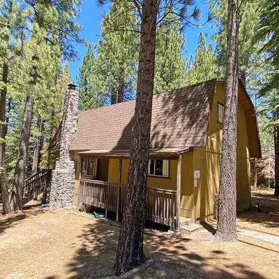 1629 Pioneer Trail home