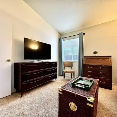 King Bed Retreat