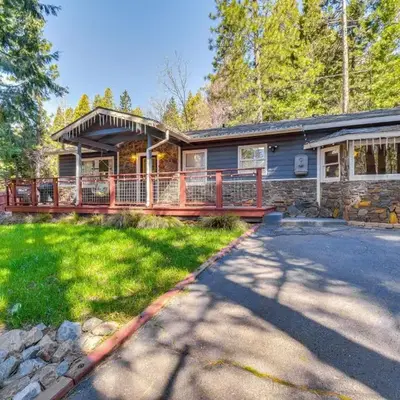 Lake Access and Hot Tub Pet-Friendly Arnold Home