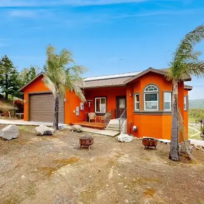 Hot Tub and Expansive Views Copperopolis Mtn Home
