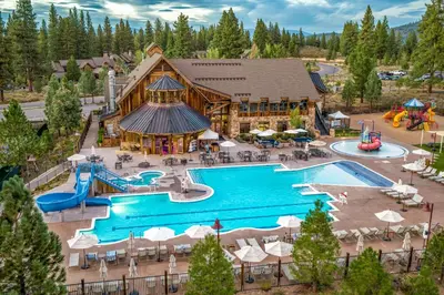 an overhead view of a pool at a resort at The Cottages - Ski Shuttle, Ski Valet - 3-Bedroom in Truckee