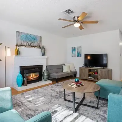 Trinity Escape Entire home near Lodi Lake