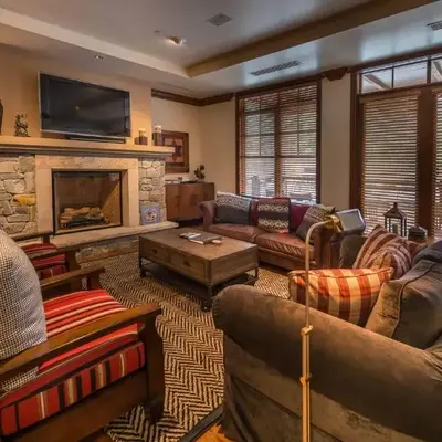 Great Bear Lodge 306 by East West Hospitality