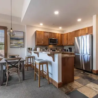 Iron Horse Lodge North 309 by East West Hospitality