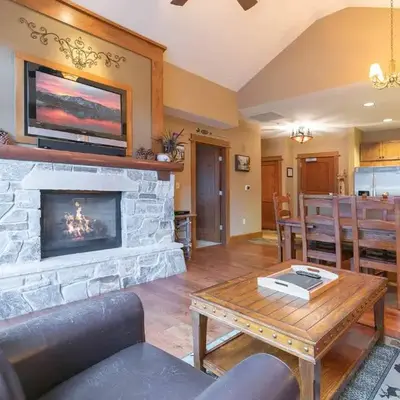 Iron Horse Lodge North 310 by East West Hospitality