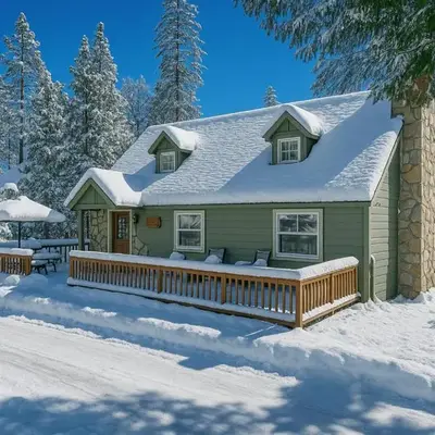 Buckeye Bear's Den-AC-Walking Distance to town