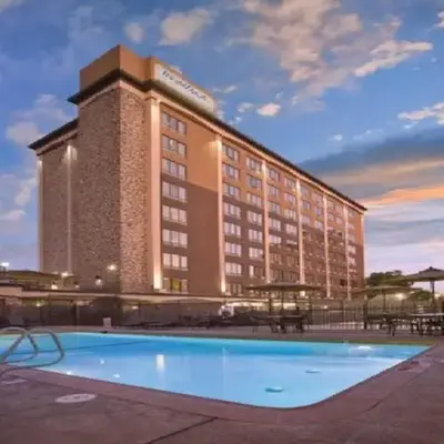 Enjoy all Reno has to offer in this 2BD resort condo with outdoor pool or hot tub