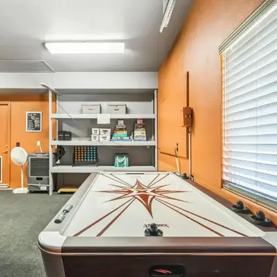 Beautiful Sunsets at 3BR Villa in Reno