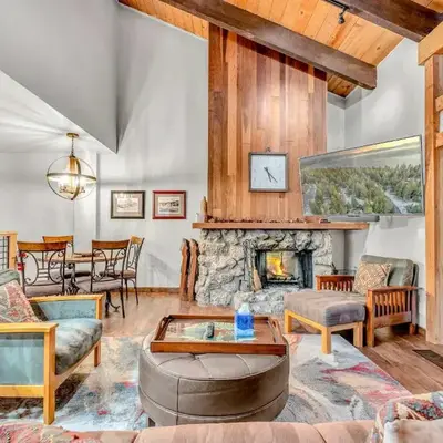 Tahoe Condo Near Skylandia Beach