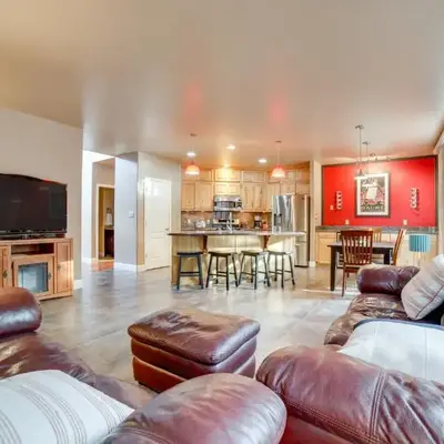 Ski Getaway with Hot Tub Reno Home By Attractions