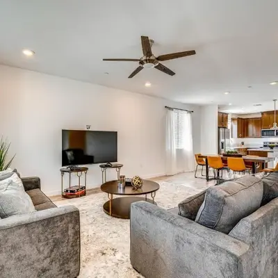 15 Mi to Dtwn Sacramento Newly Built Home!