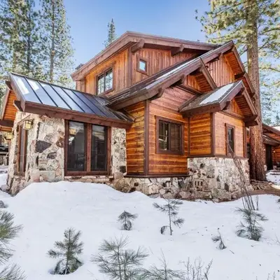 4BR Cabin with Hot Tub – Ultimate Truckee Escape cabin