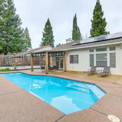 Family Home Near Folsom Lake in El Dorado Hills!