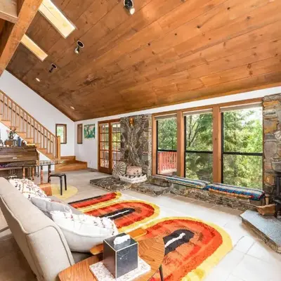 Happy Days Retreat with Private Pool