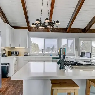 Lucerne Lake House - Ski Lease 30plus Days
