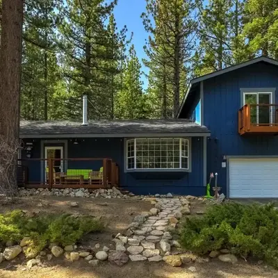 The Blue Lake House - Family fun Abound
