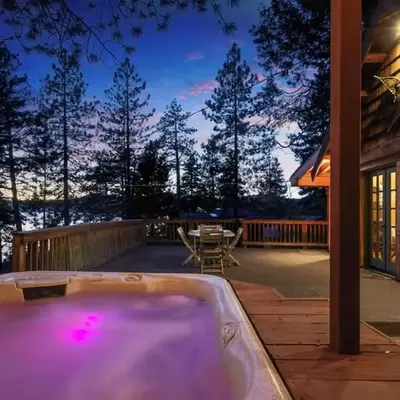 Mountainside Overlook Lake Views & Hot Tub