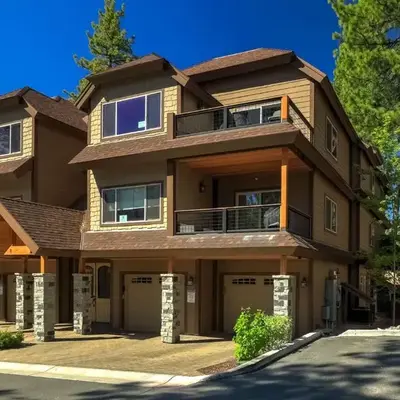 Tahoe Woods Villa - Walk to Beach and Gondola - Heavenly Ski