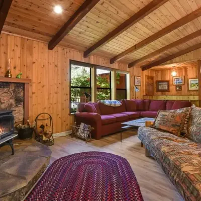 Serene Tahoe Donner Cabin mins to Lake