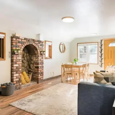 Charming Kings Beach Cabin